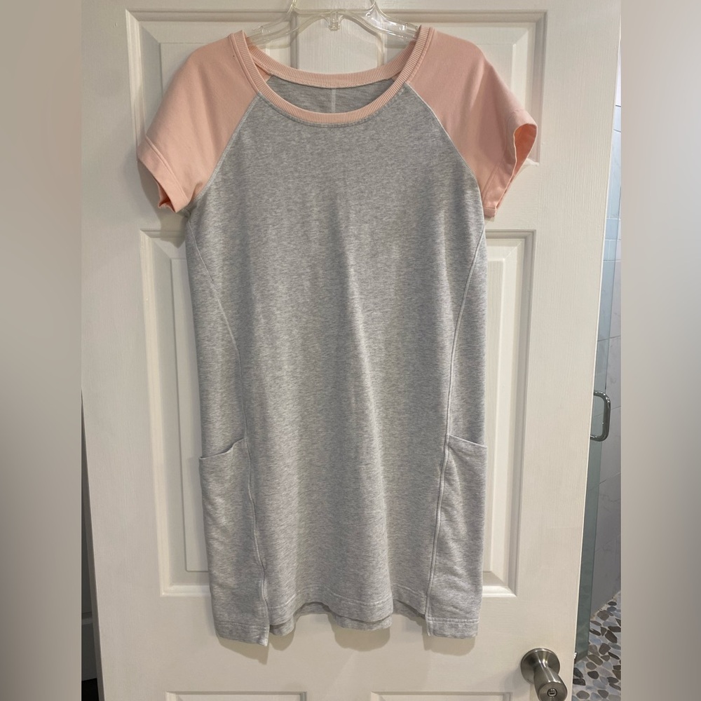 Lululemon cut above T-shirt dress Sz 8 Pink Gray Sweatshirt Dress Exercise